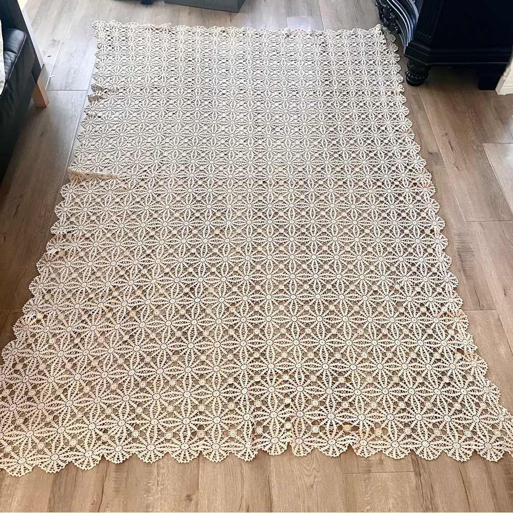 VTG Cream‎ Hand Crocheted Rectangle Single Bed Coverlet or Tablecloth 90”x 61.5”